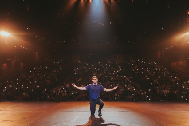 Non Stop aposta no humor sagrado com “Pecado É Não Rir”, novo espetáculo de Padre Patrick.