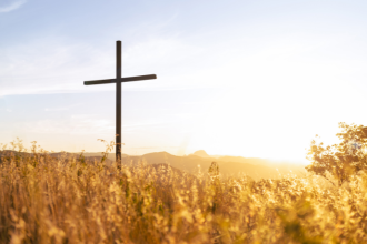 Jose Eduardo De Oliveira e Silva explora como o Espírito Santo guia e fortalece nossas decisões no dia a dia.