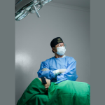 Novidades na cirurgia plástica com tecnologia e resultados naturais apresentadas por Milton Seigi Hayashi.